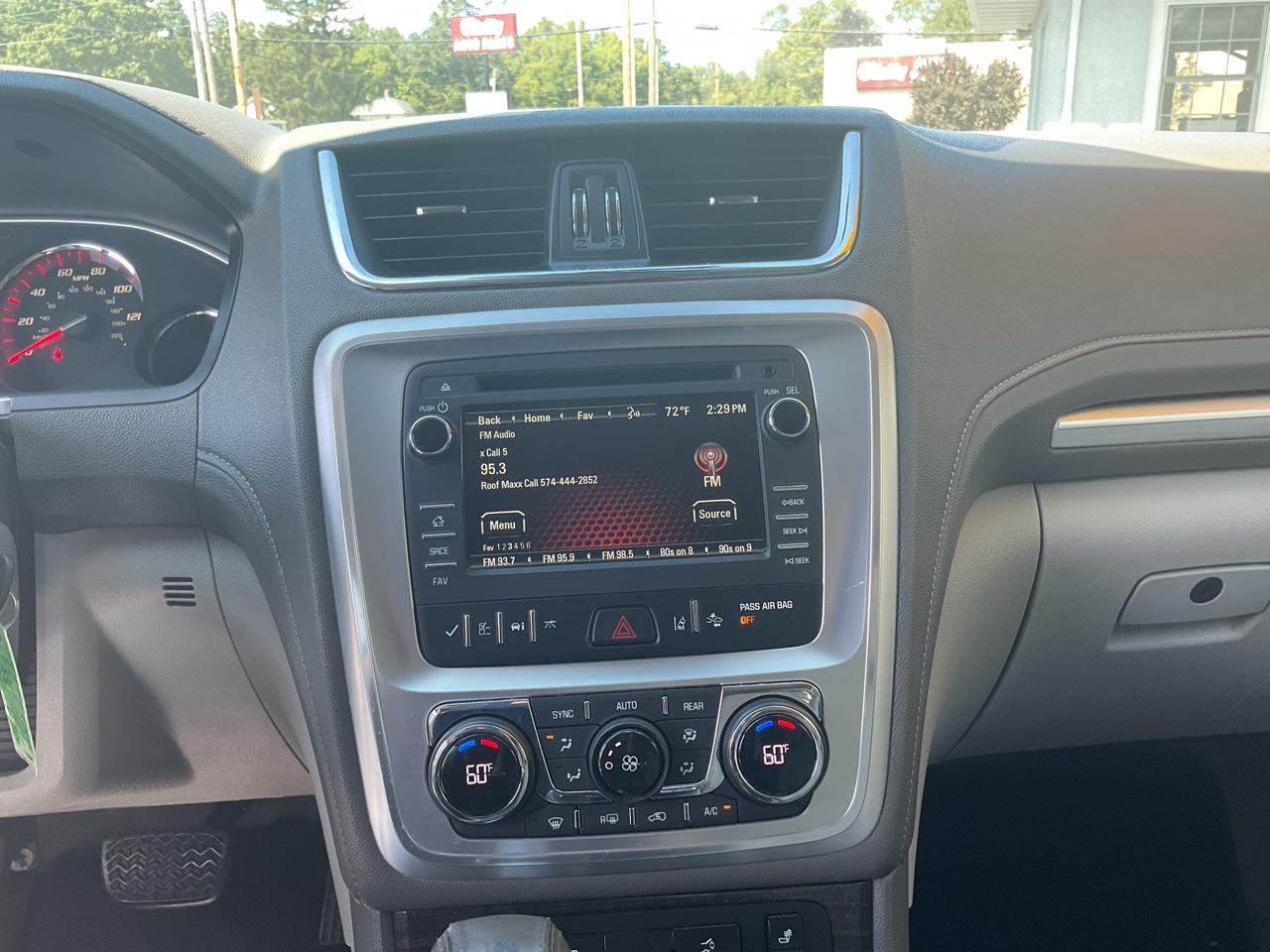 GMC Acadia FWD 4dr SLT w/SLT-1 2016