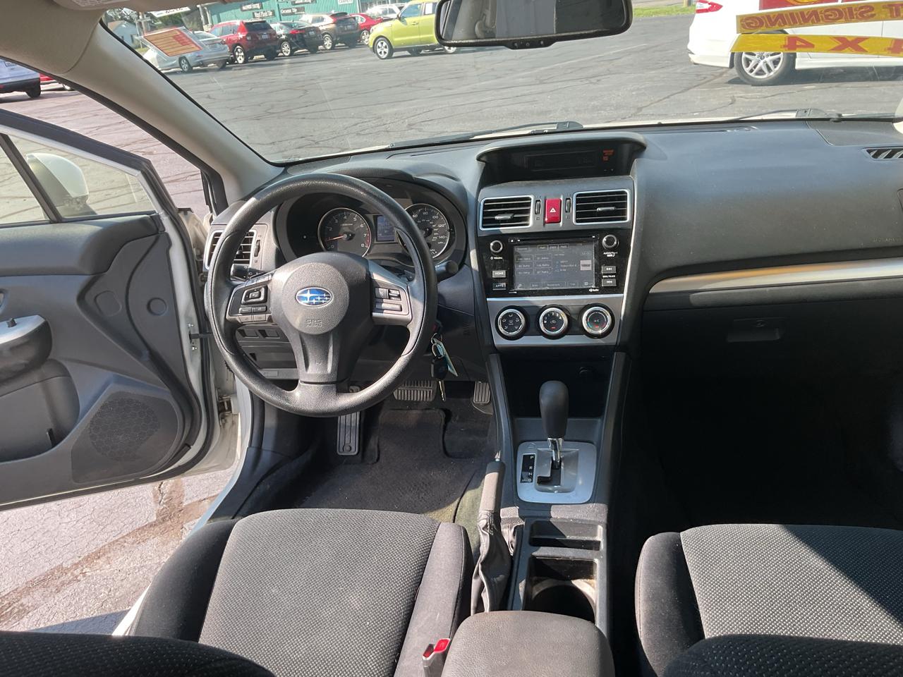 Subaru Impreza Sedan 4dr CVT 2.0i Premium 2015