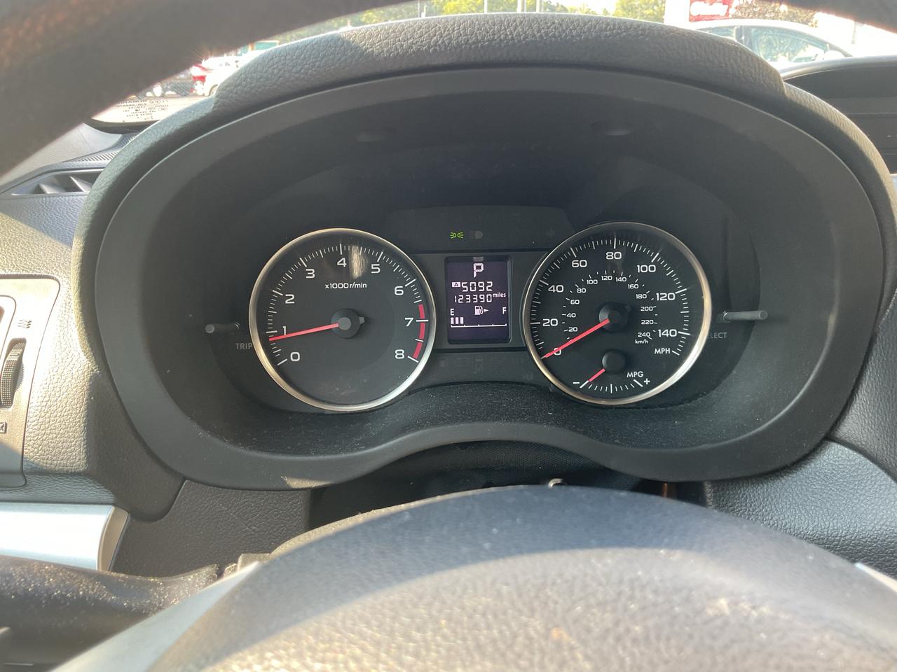 Subaru Impreza Sedan 4dr CVT 2.0i Premium 2015