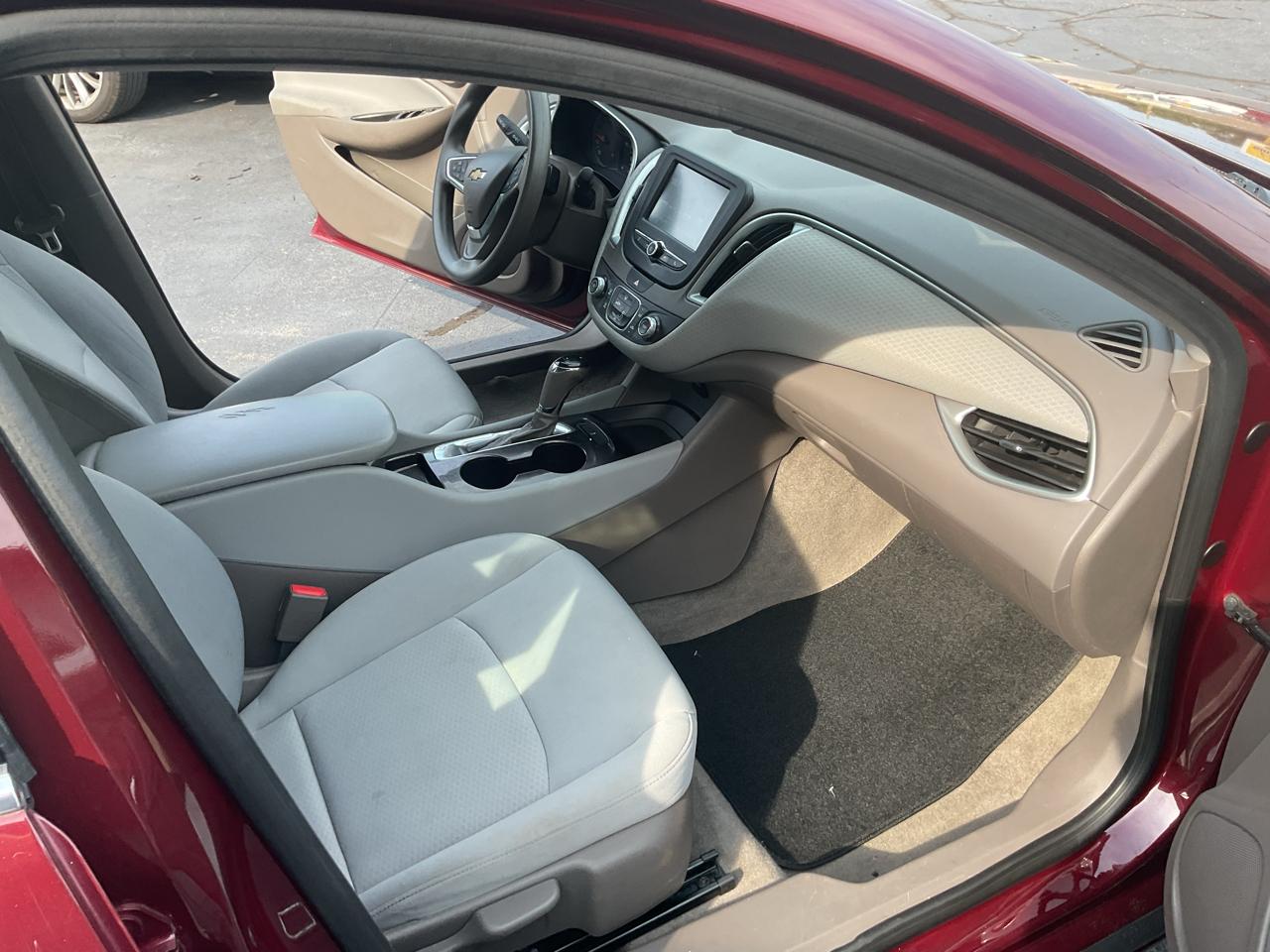 Chevrolet Malibu 4dr Sdn LS w/1LS 2016