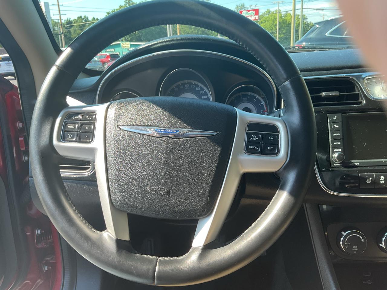 Chrysler 200 4dr Sdn Limited 2014