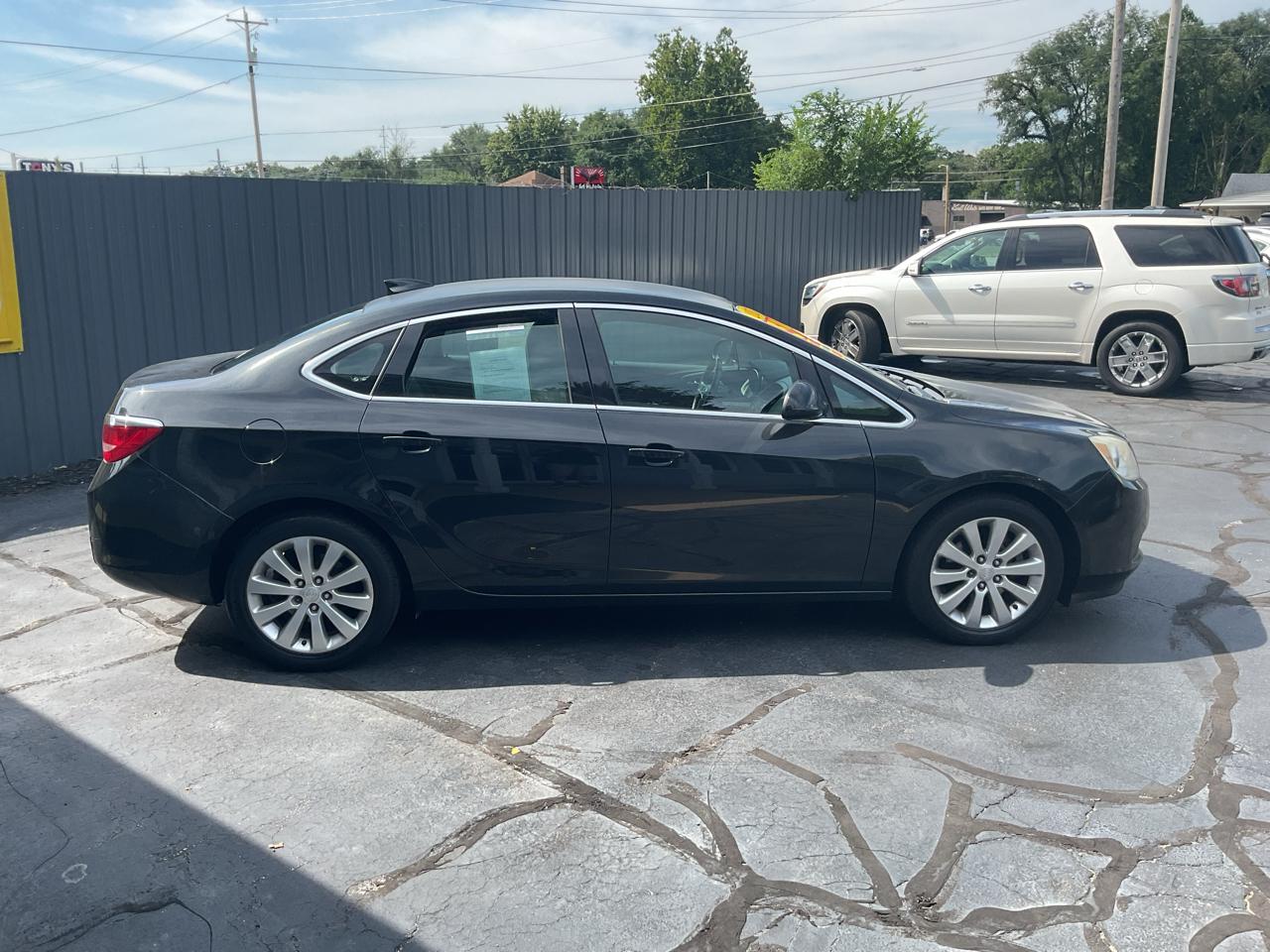 Buick Verano 4dr Sdn w/1SD 2015