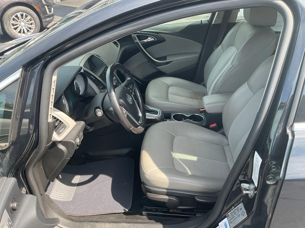 Buick Verano 4dr Sdn w/1SD 2015
