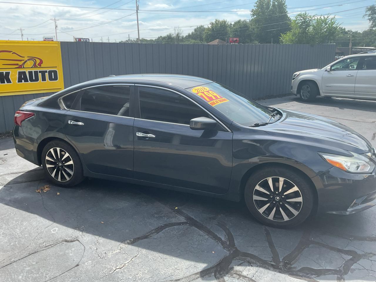 Nissan Altima 2.5 SV 2018