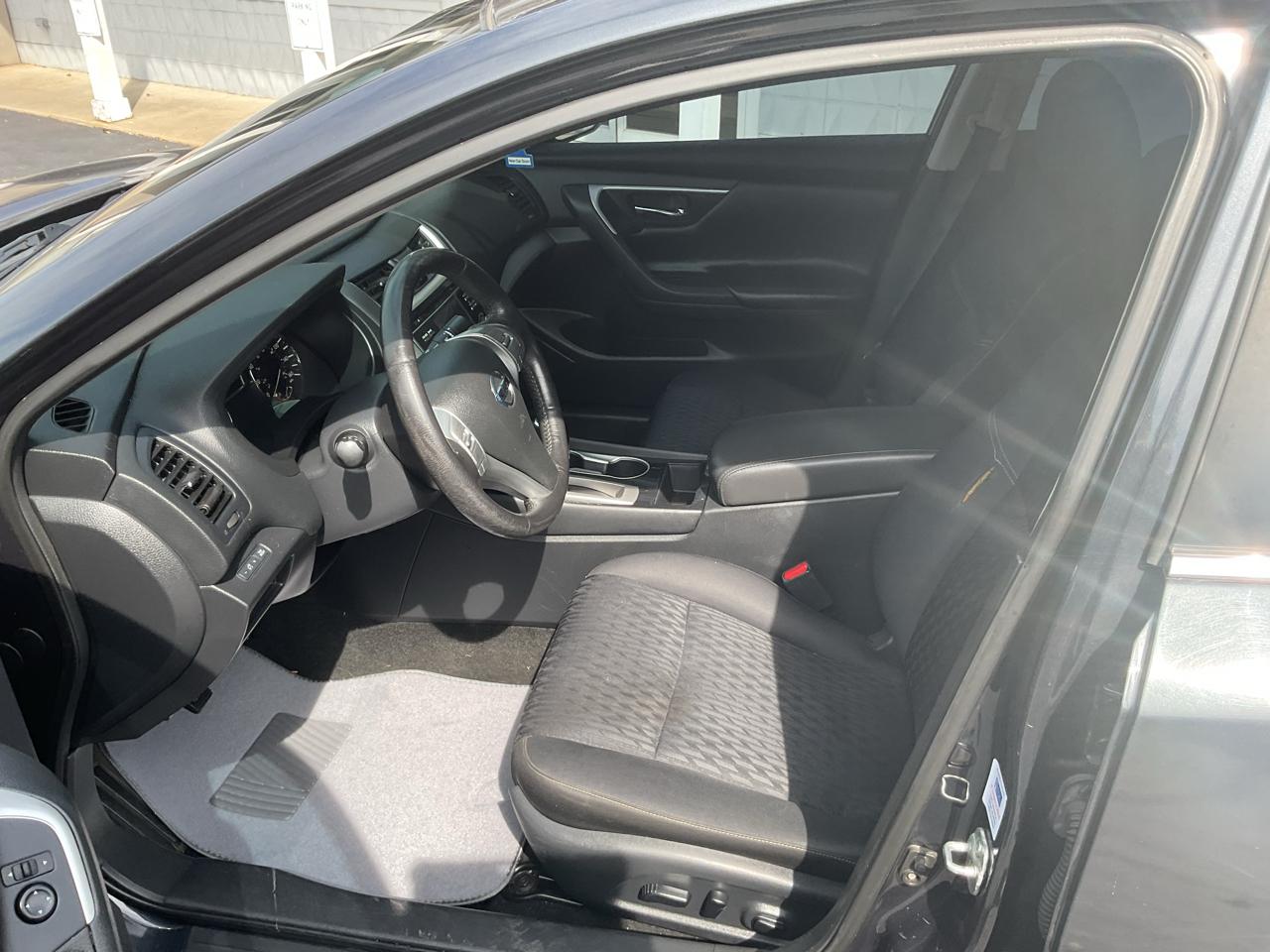 Nissan Altima 2.5 SV 2018