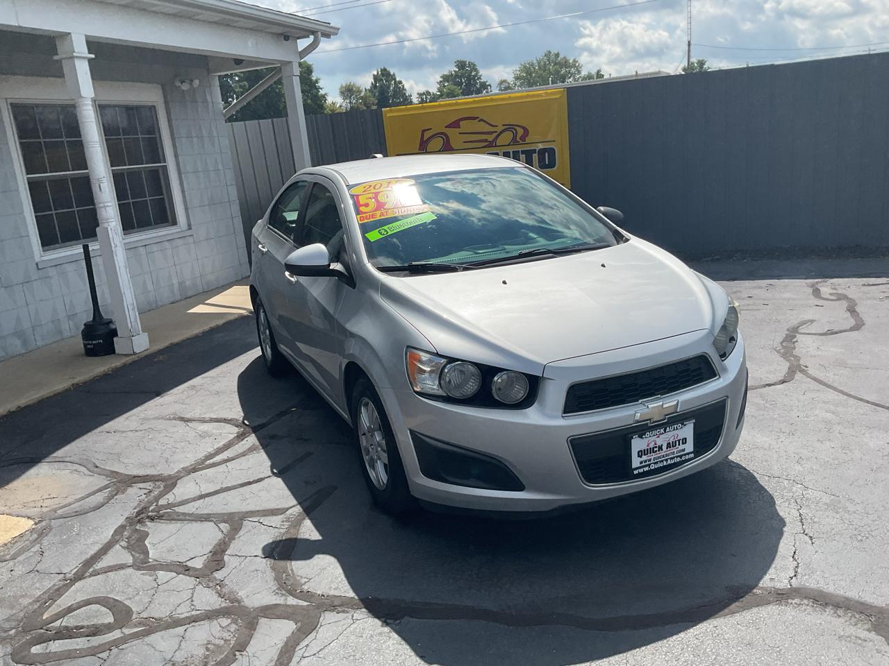 Chevrolet Sonic 4dr Sdn Auto LT 2015
