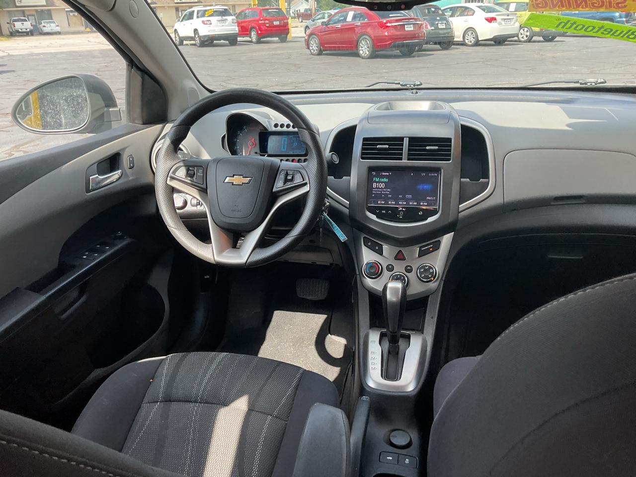 Chevrolet Sonic 4dr Sdn Auto LT 2015
