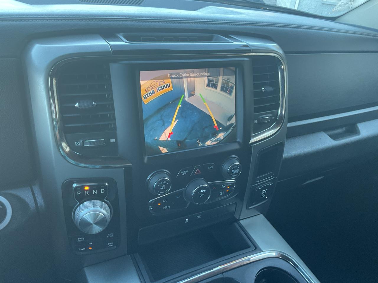 RAM 1500 4WD Quad Cab 140.5" Sport 2016