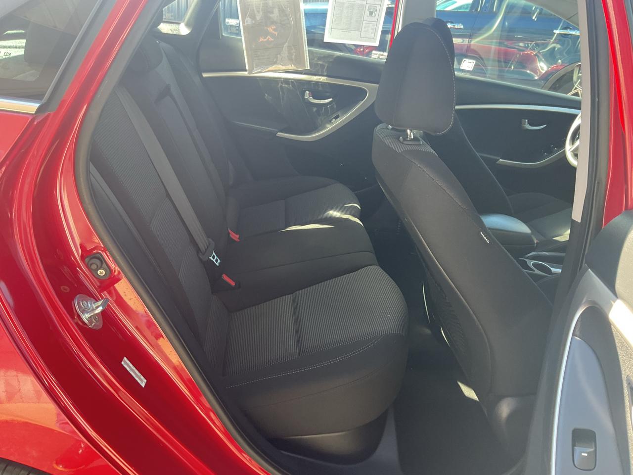 Hyundai Elantra GT 5dr HB Auto 2014