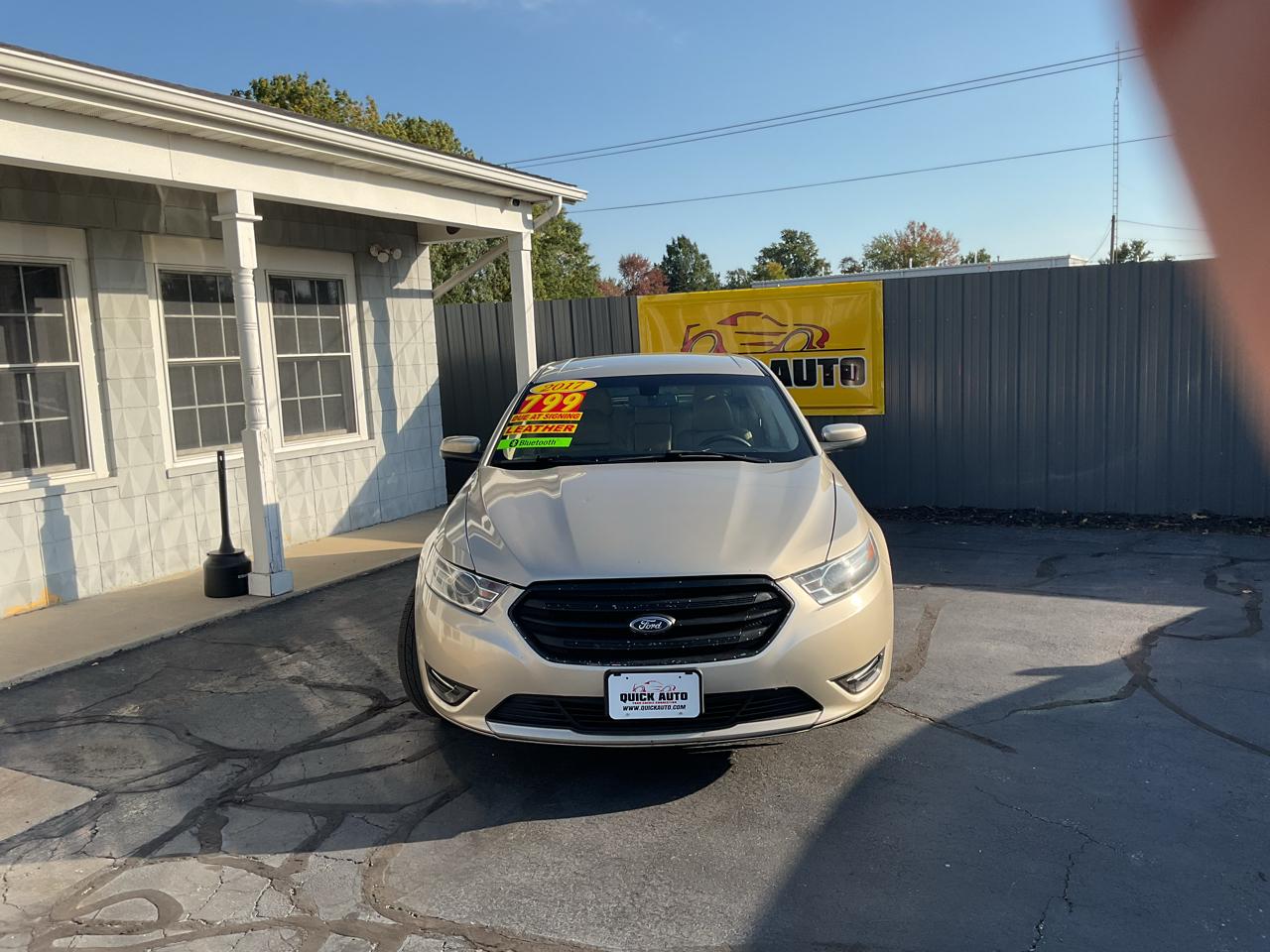 Ford Taurus SEL FWD 2017