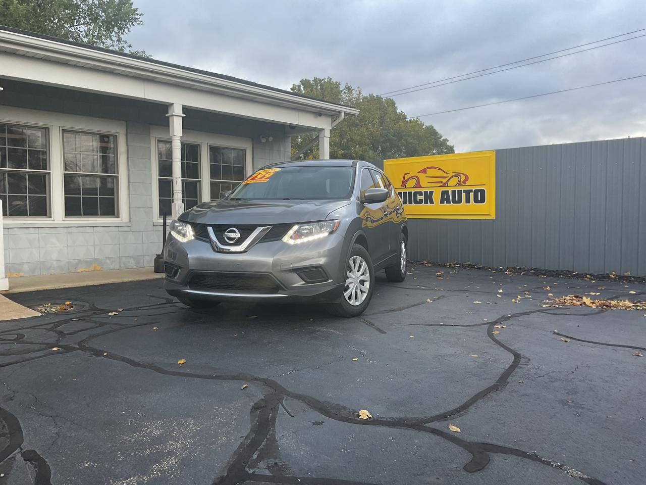 Nissan Rogue FWD 4dr S 2016
