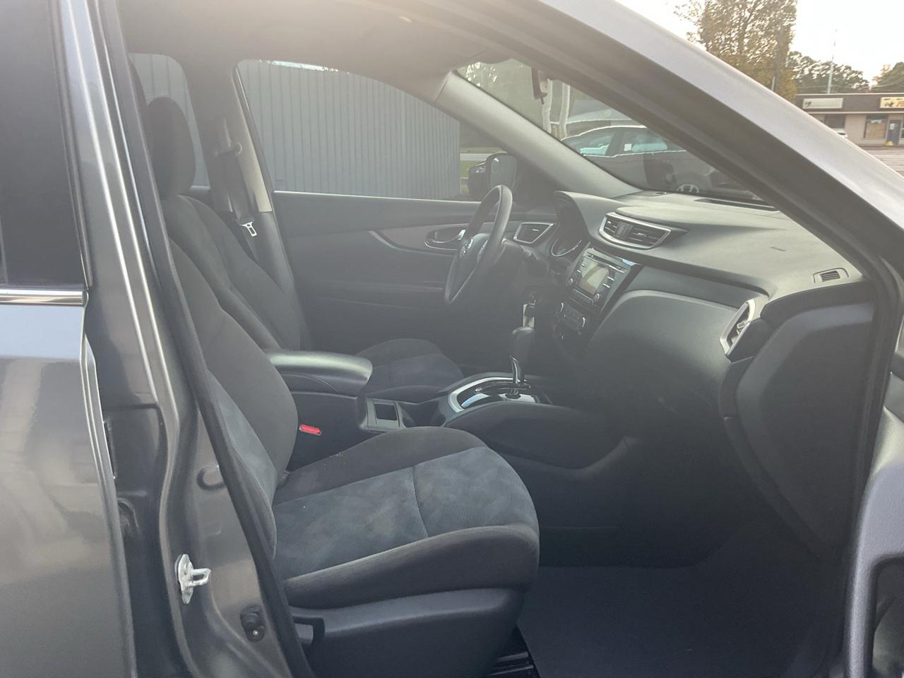 Nissan Rogue FWD 4dr S 2016