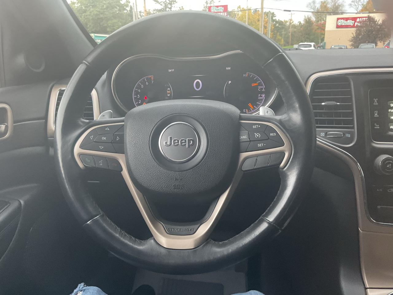 Jeep Grand Cherokee 4WD 4dr Laredo 2015