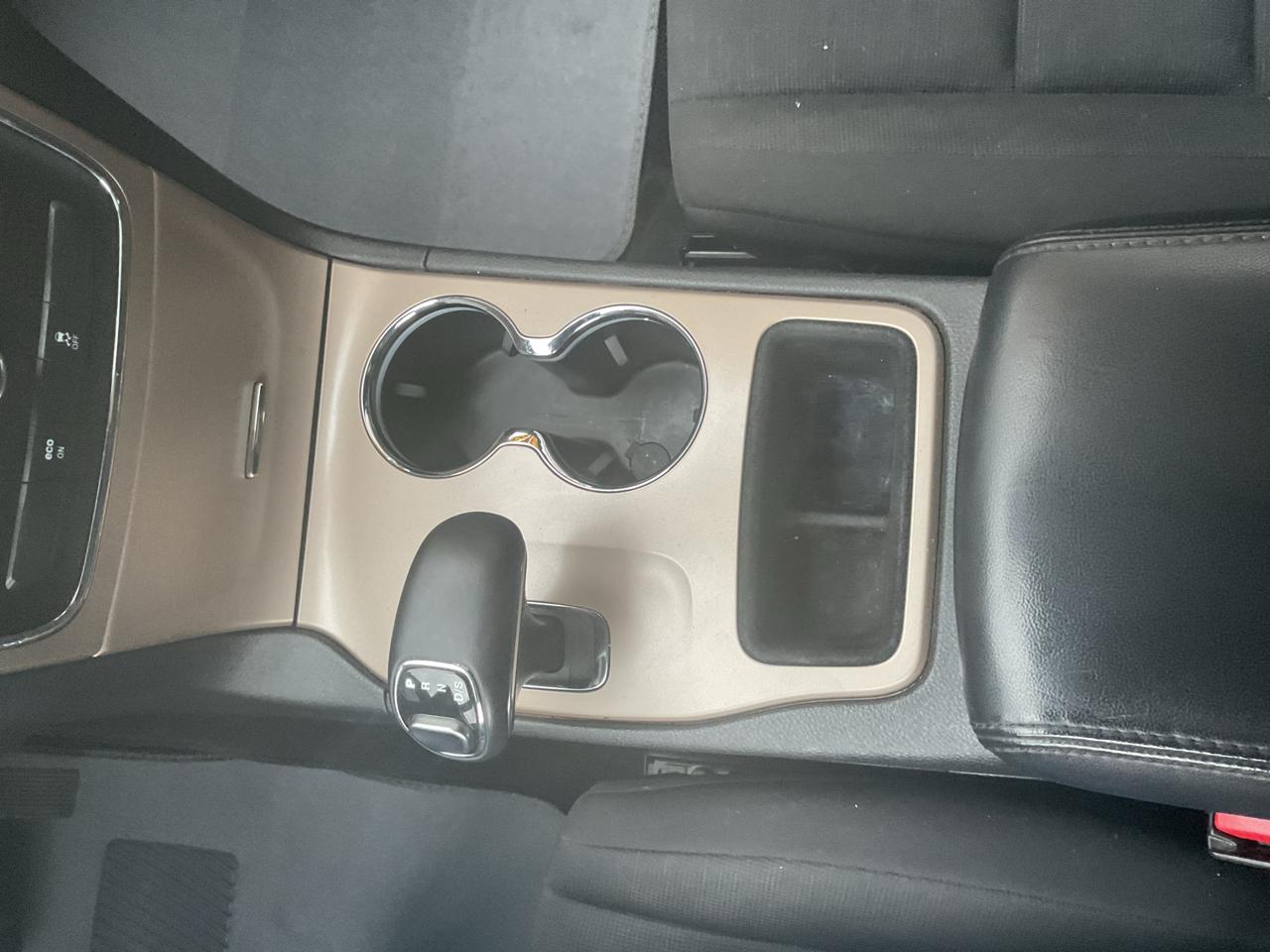 Jeep Grand Cherokee 4WD 4dr Laredo 2015