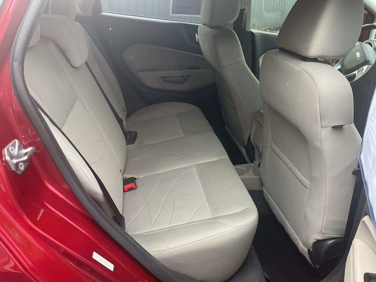 Ford Fiesta 5dr HB SE 2015