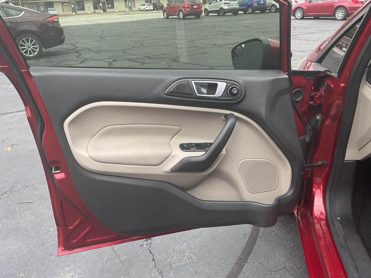 Ford Fiesta 5dr HB SE 2015
