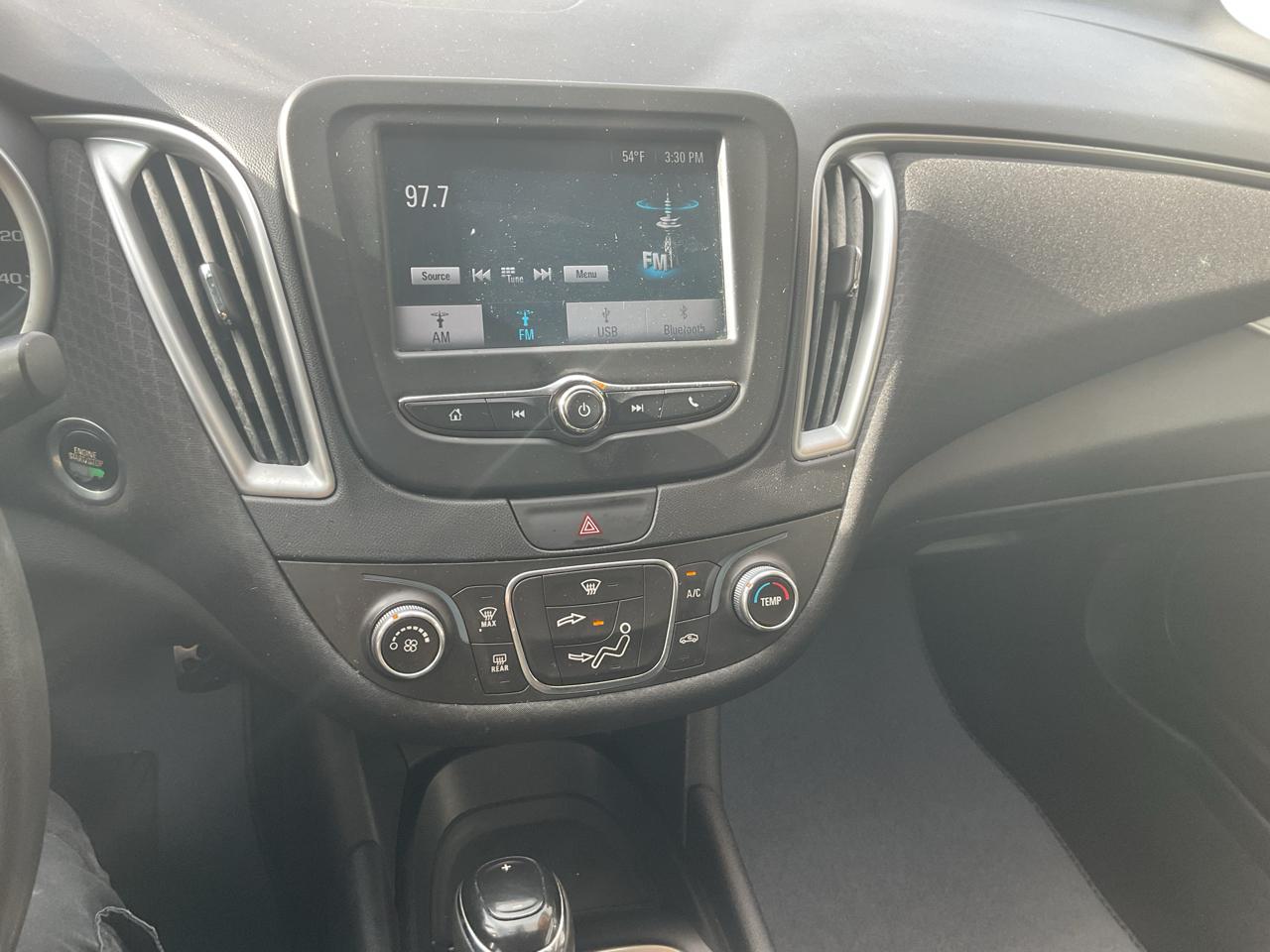 Chevrolet Malibu 4dr Sdn LS w/1LS 2017