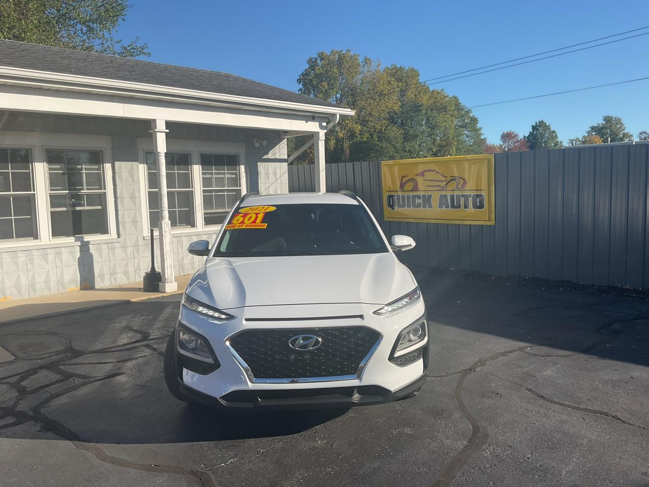 Hyundai Kona SEL Auto FWD 2021