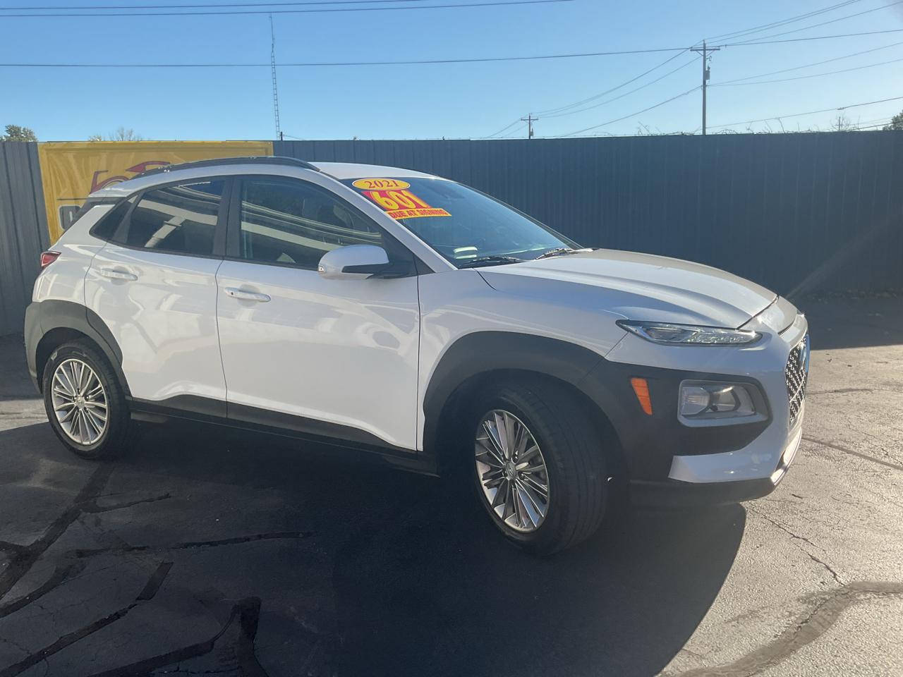 Hyundai Kona SEL Auto FWD 2021