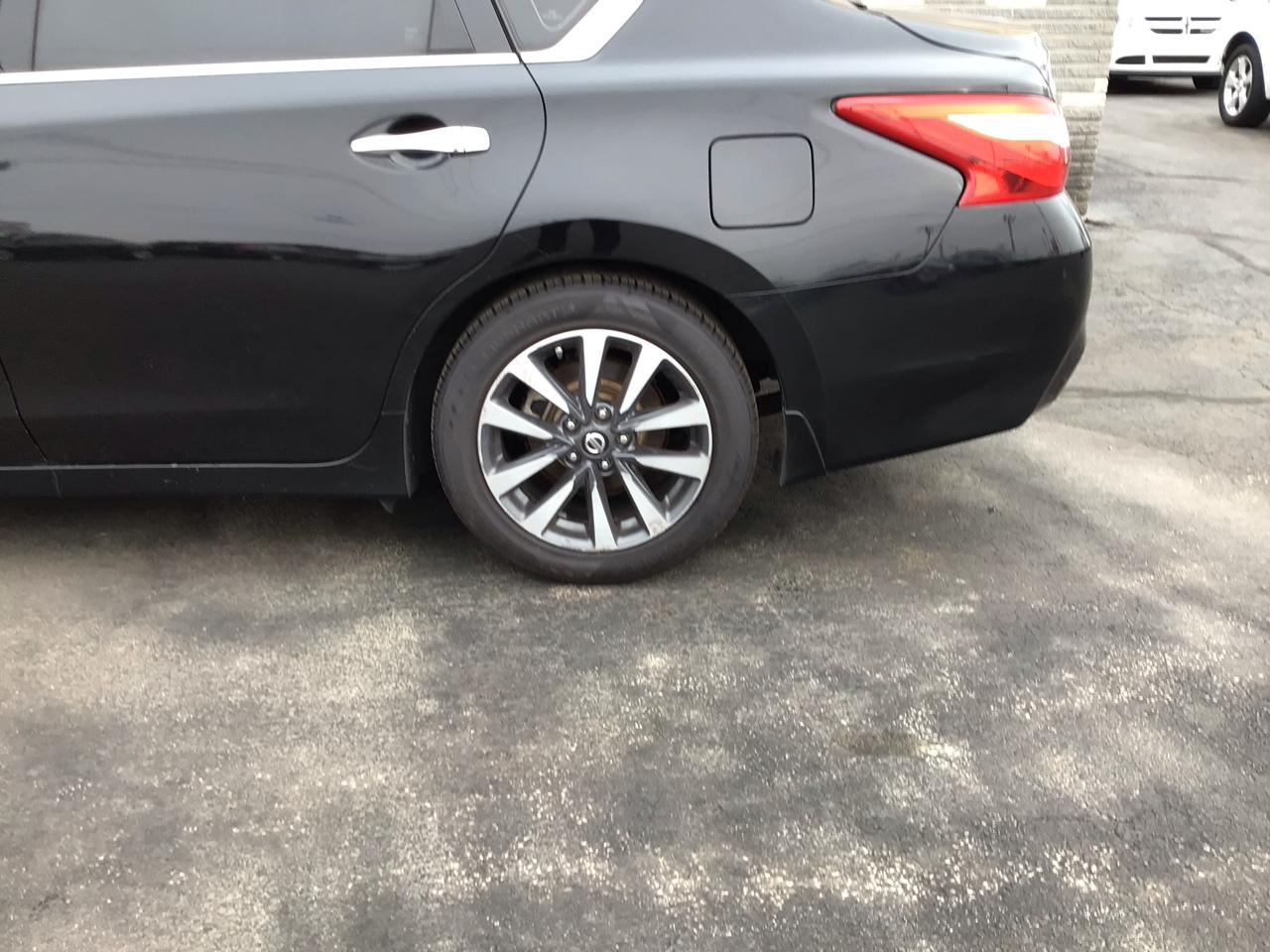 Nissan Altima 4dr Sdn I4 2.5 SV 2016