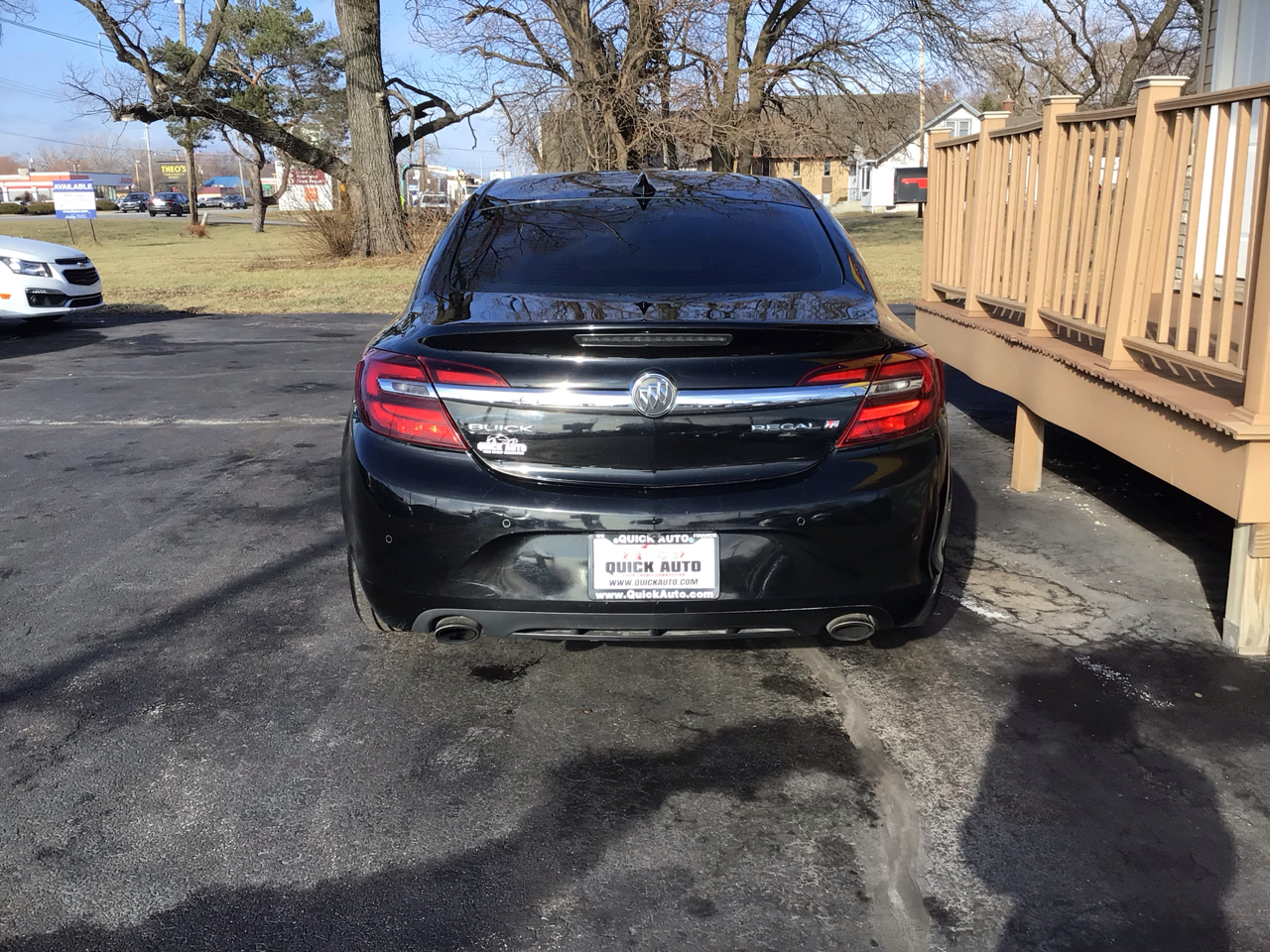 Buick Regal 4dr Sdn Premium II FWD 2017