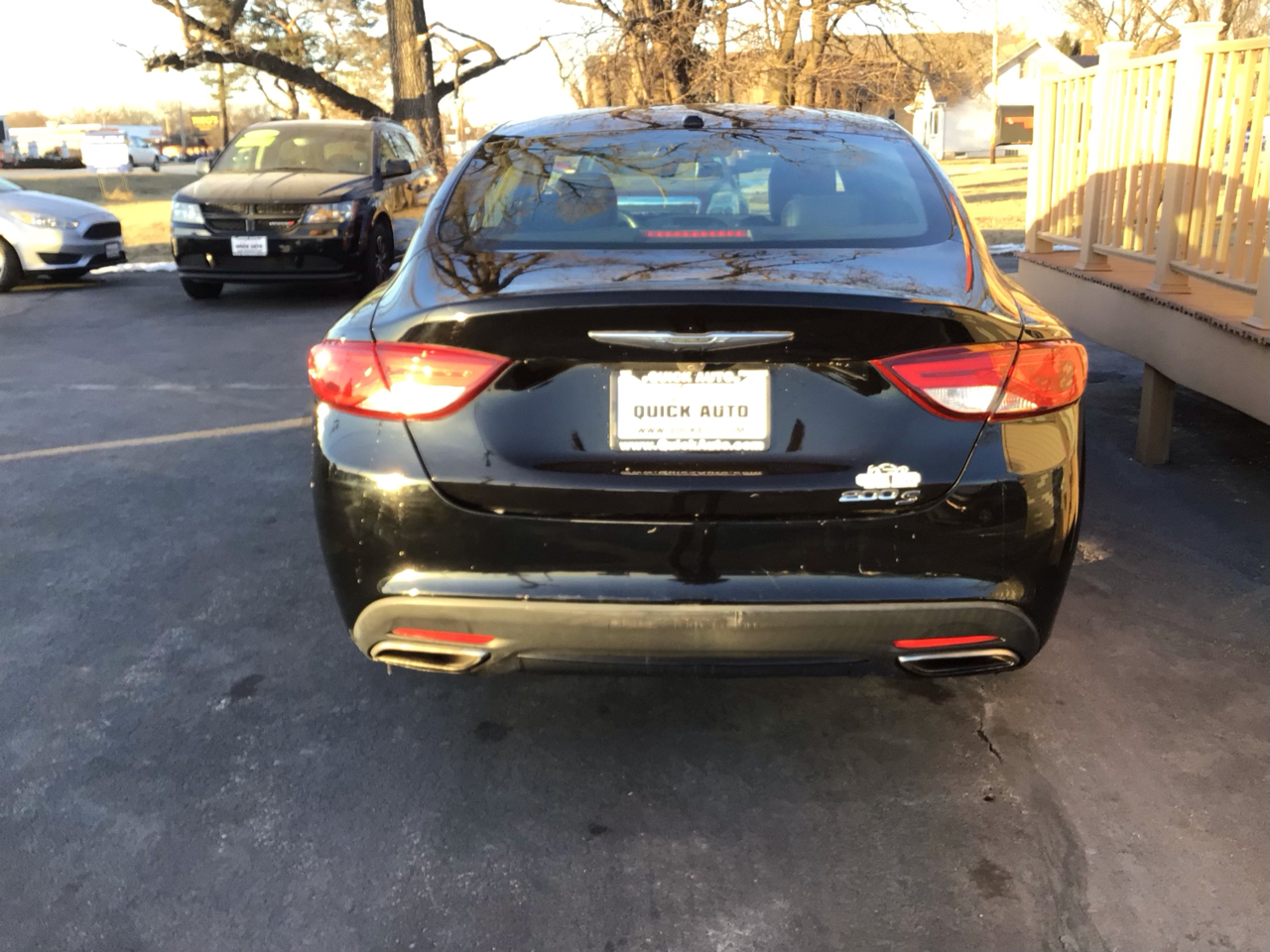 Chrysler 200 4dr Sdn S FWD 2015