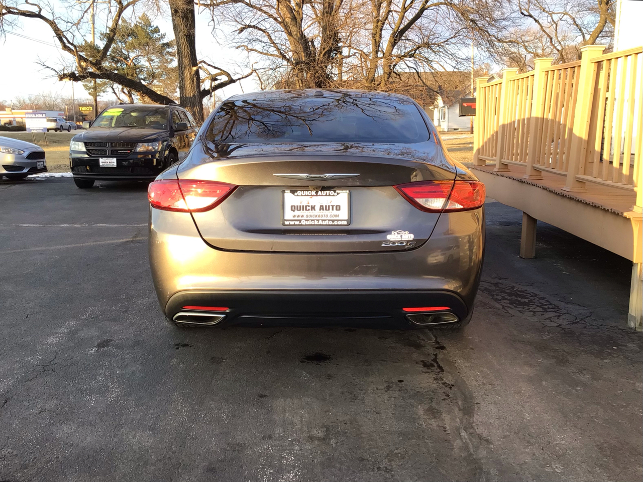 Chrysler 200 4dr Sdn S FWD 2016