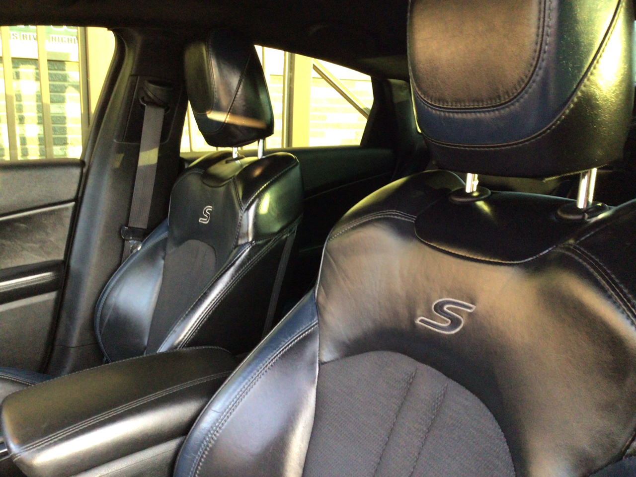 Chrysler 200 4dr Sdn S FWD 2016