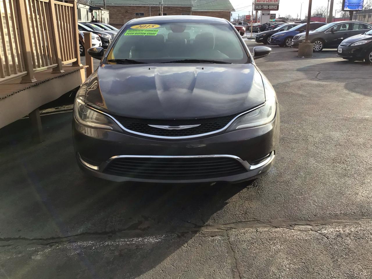 Chrysler 200 4dr Sdn Limited FWD 2015