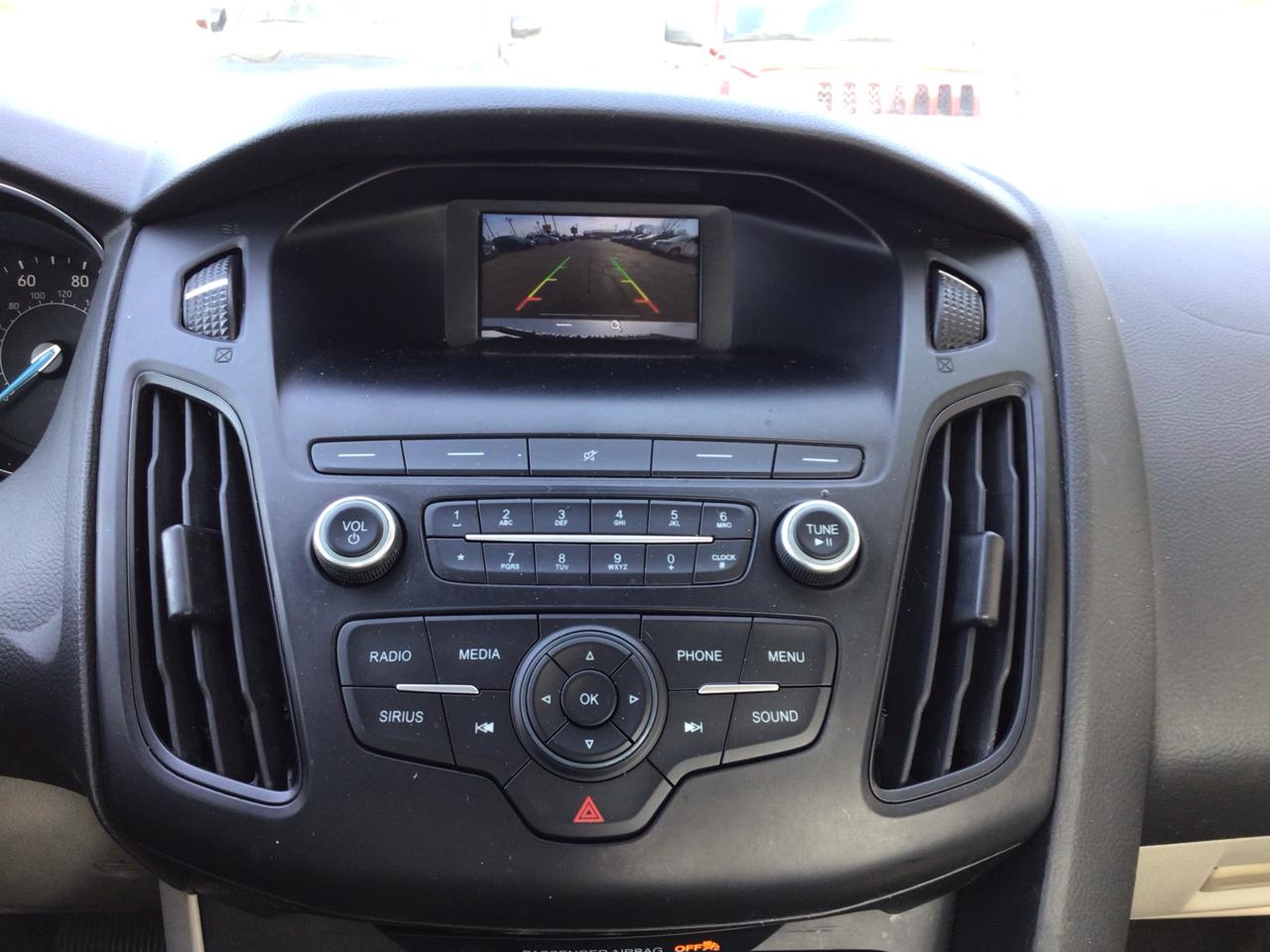 Ford Focus SE Sedan 2018