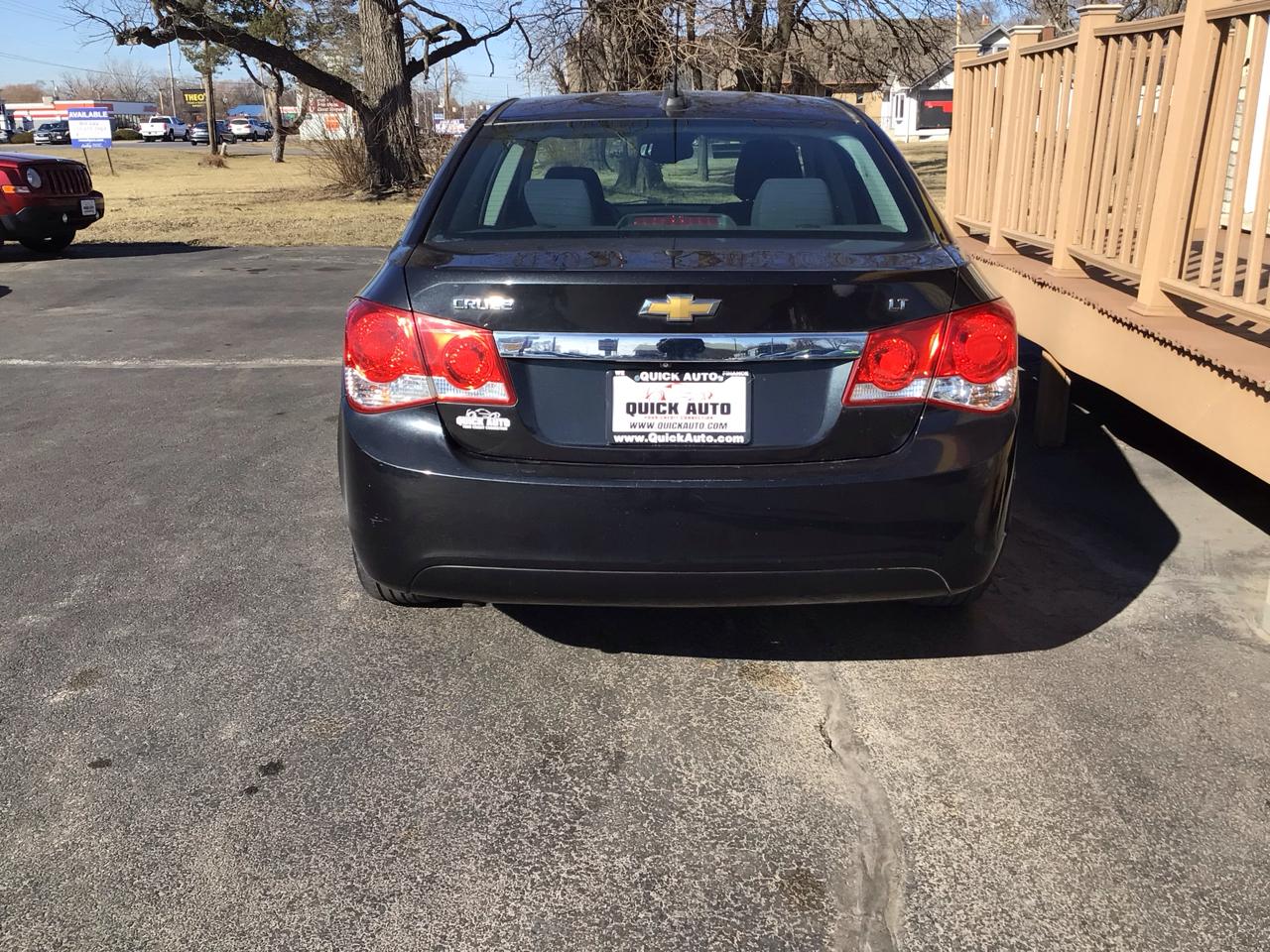 Chevrolet Cruze Limited 4dr Sdn Auto LT w/1LT 2016