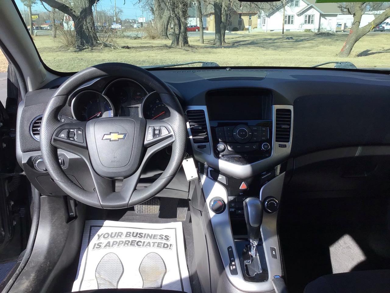 Chevrolet Cruze Limited 4dr Sdn Auto LT w/1LT 2016