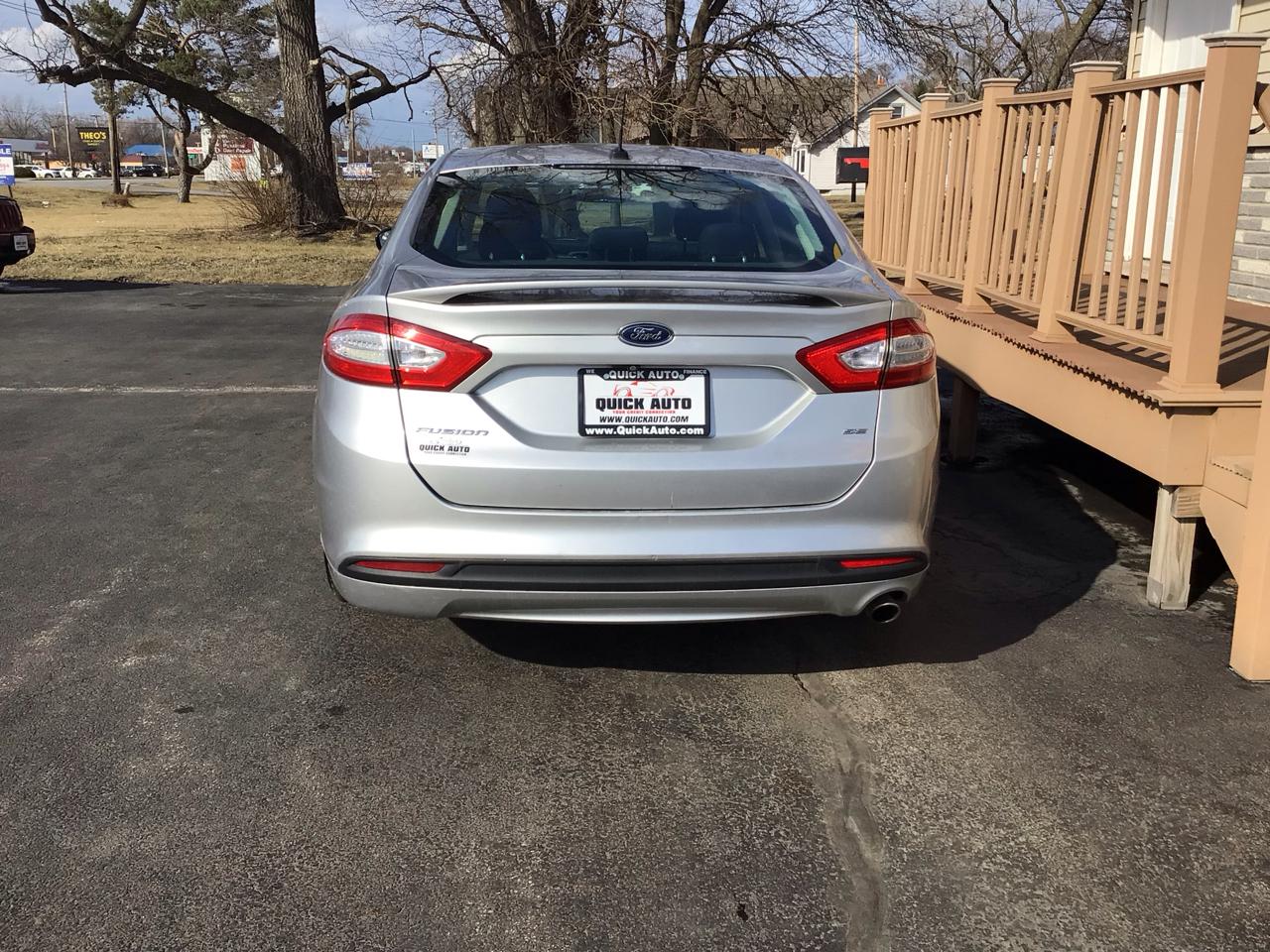 Ford Fusion 4dr Sdn SE FWD 2015