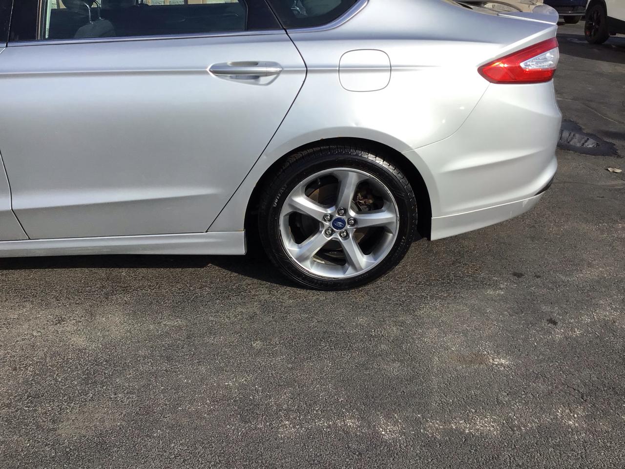 Ford Fusion 4dr Sdn SE FWD 2015