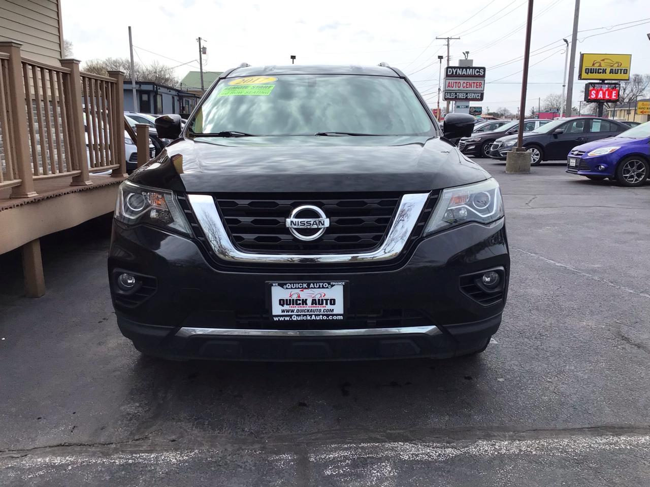 Nissan Pathfinder FWD SL 2017