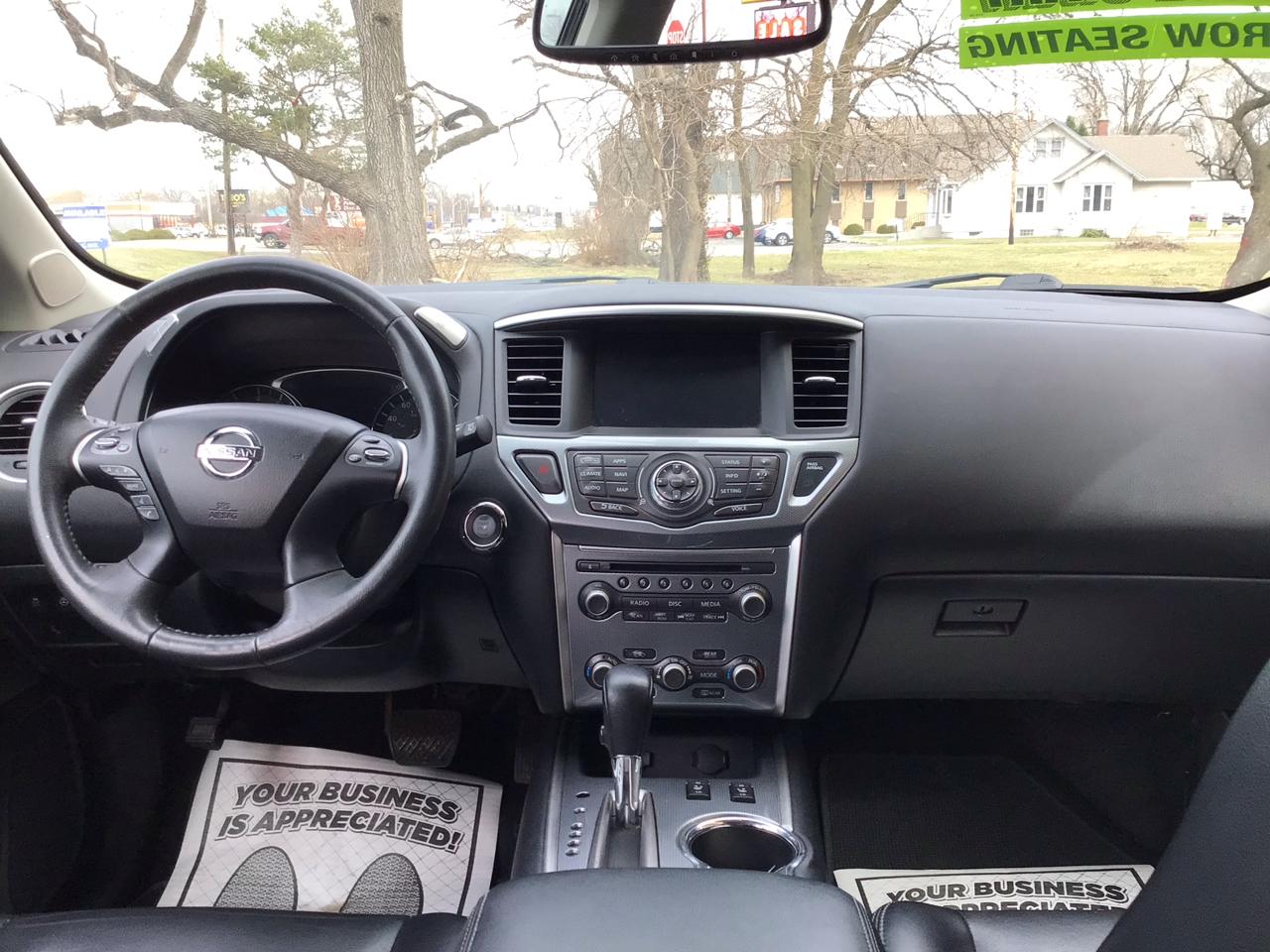 Nissan Pathfinder FWD SL 2017