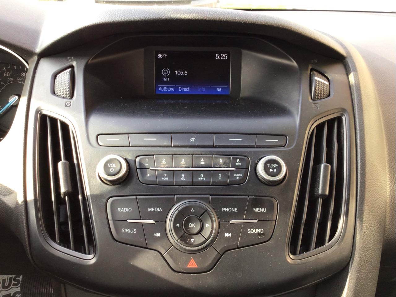Ford Focus SE Hatch 2018