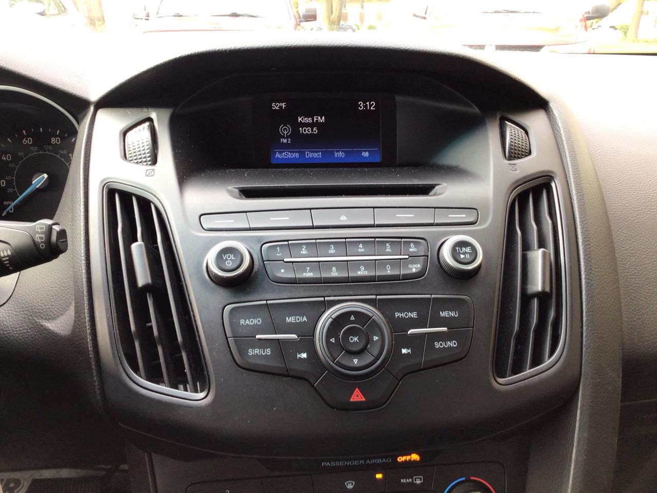 Ford Focus SE Hatch 2017