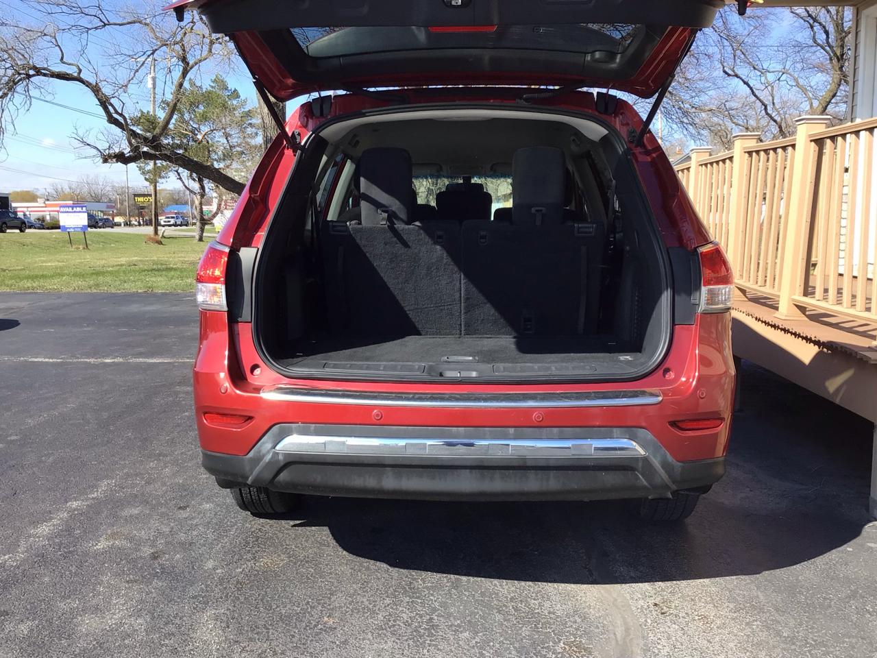 Nissan Pathfinder 2WD 4dr SV 2016