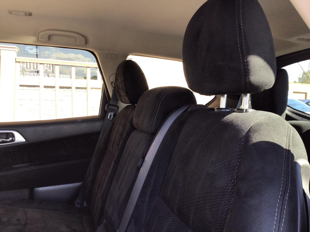 Nissan Pathfinder 2WD 4dr SV 2016