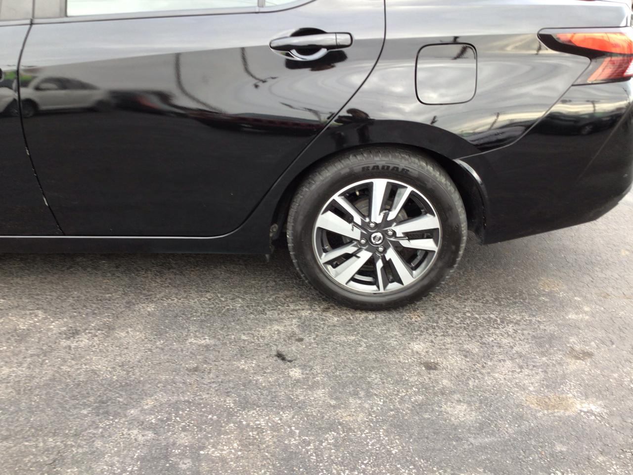 Nissan Versa SV CVT 2021