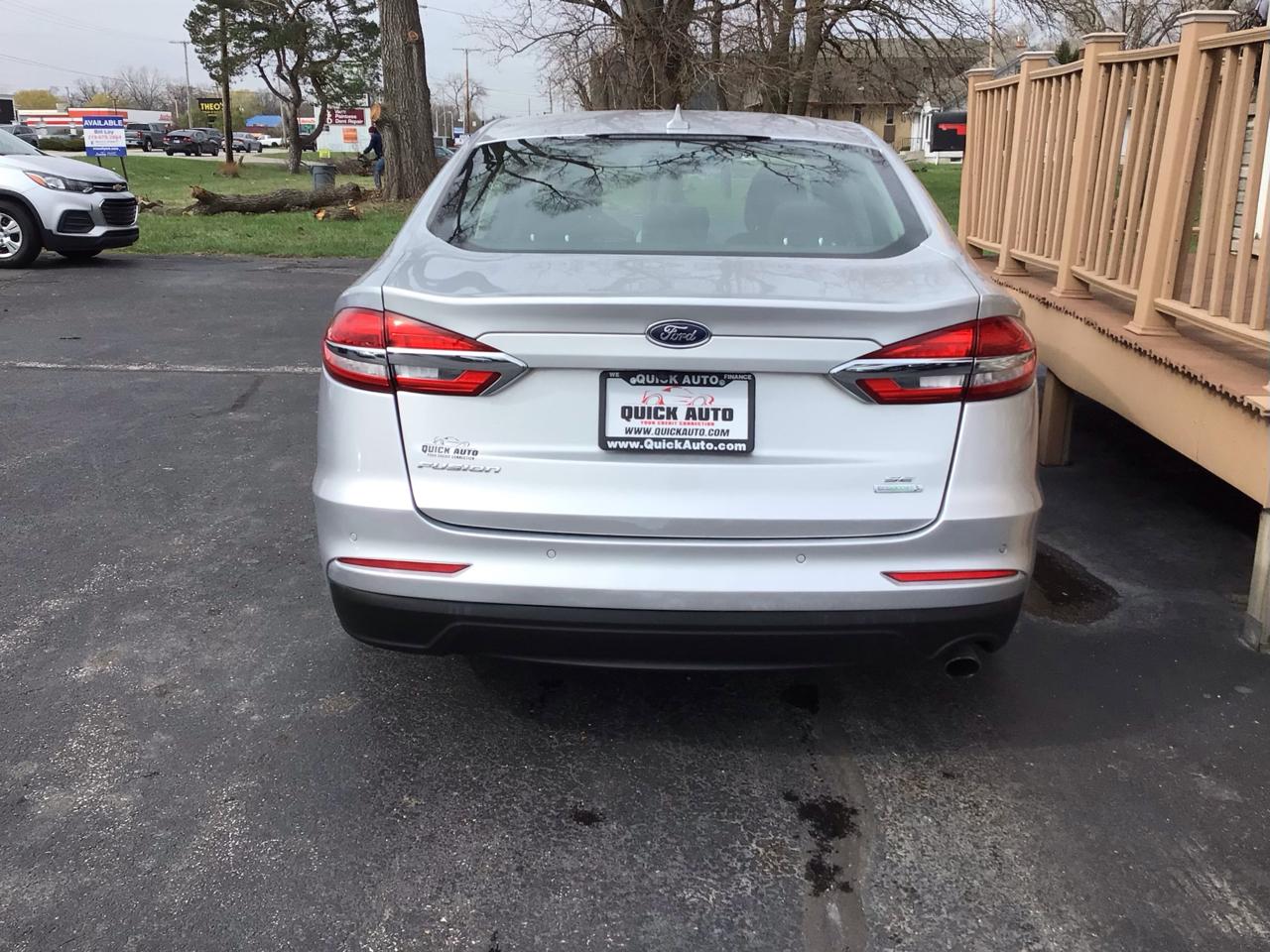 Ford Fusion SE FWD 2019