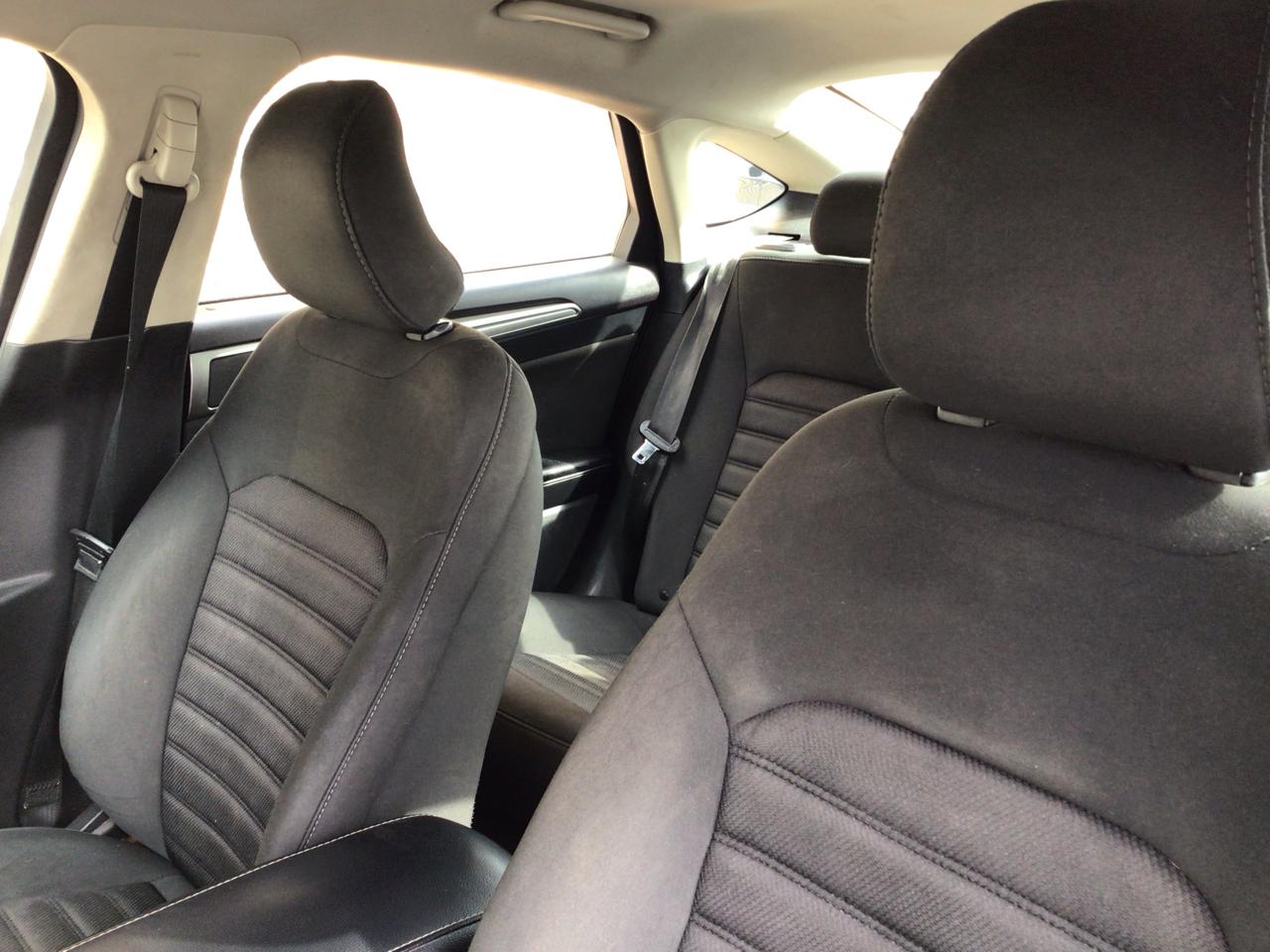 Ford Fusion SE FWD 2019