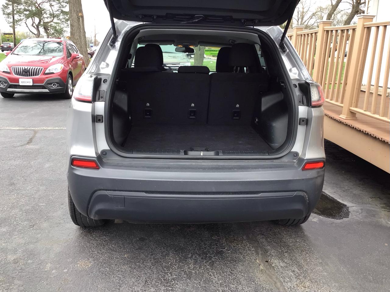 Jeep Cherokee Latitude FWD 2020