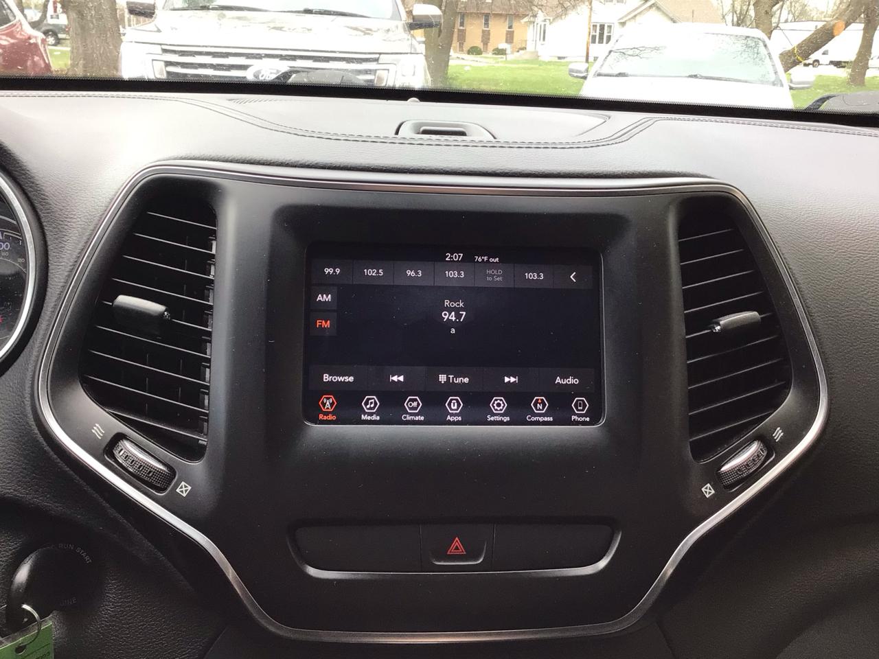 Jeep Cherokee Latitude FWD 2020