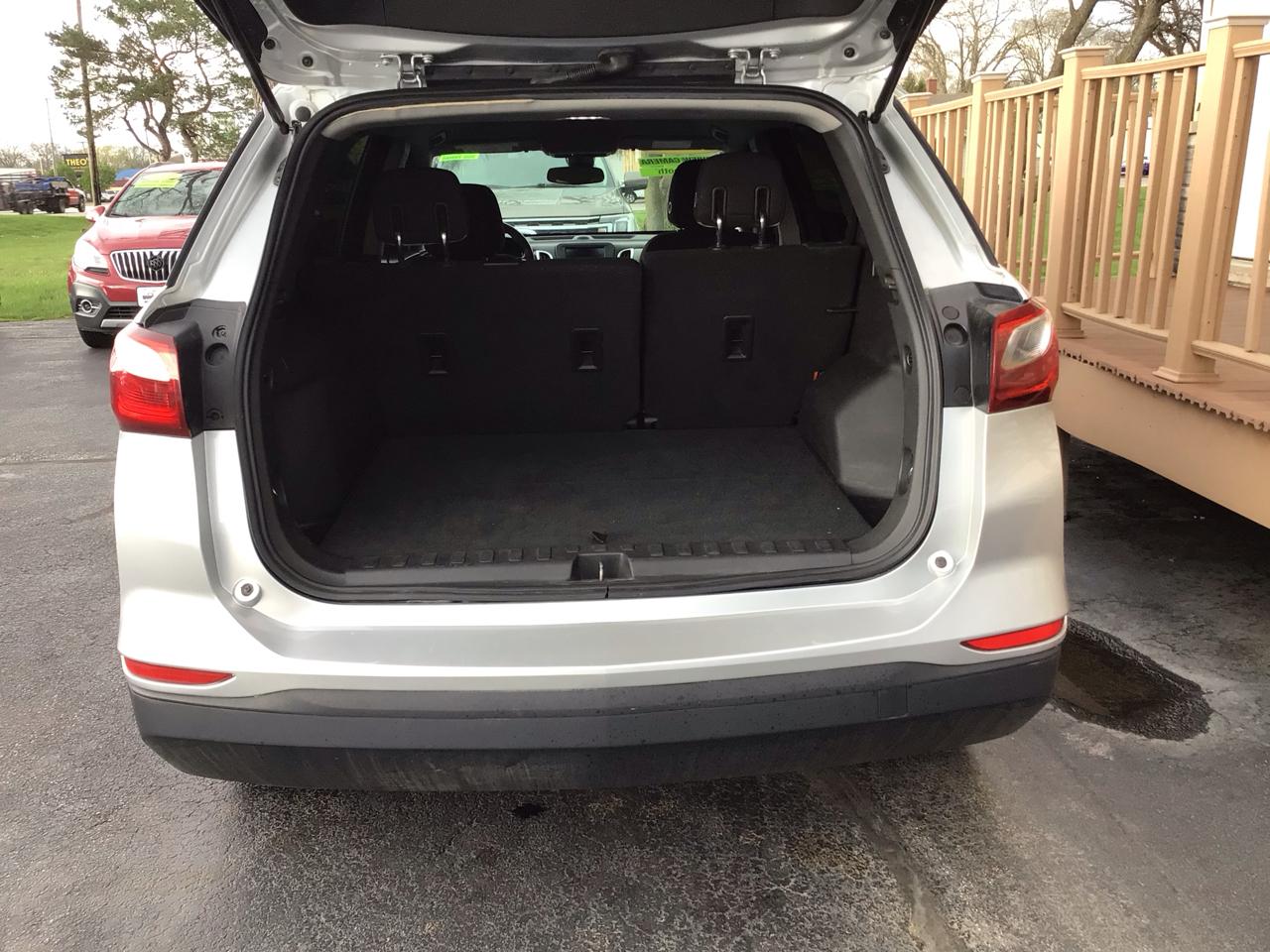 Chevrolet Equinox FWD 4dr LS w/1LS 2020