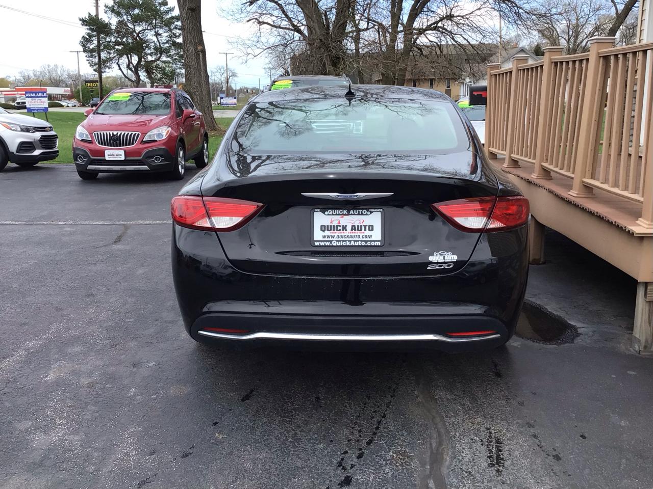 Chrysler 200 4dr Sdn Limited FWD 2015