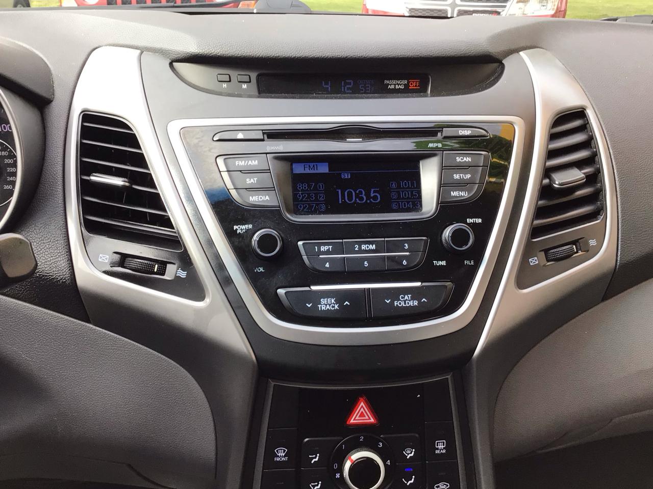 Hyundai Elantra 4dr Sdn Auto SE (Alabama Plant) 2015