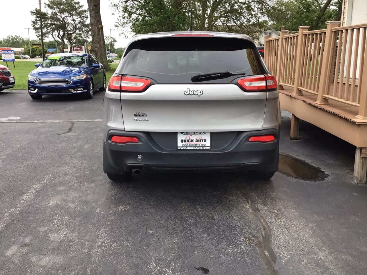 Jeep Cherokee 4WD 4dr Sport 2016