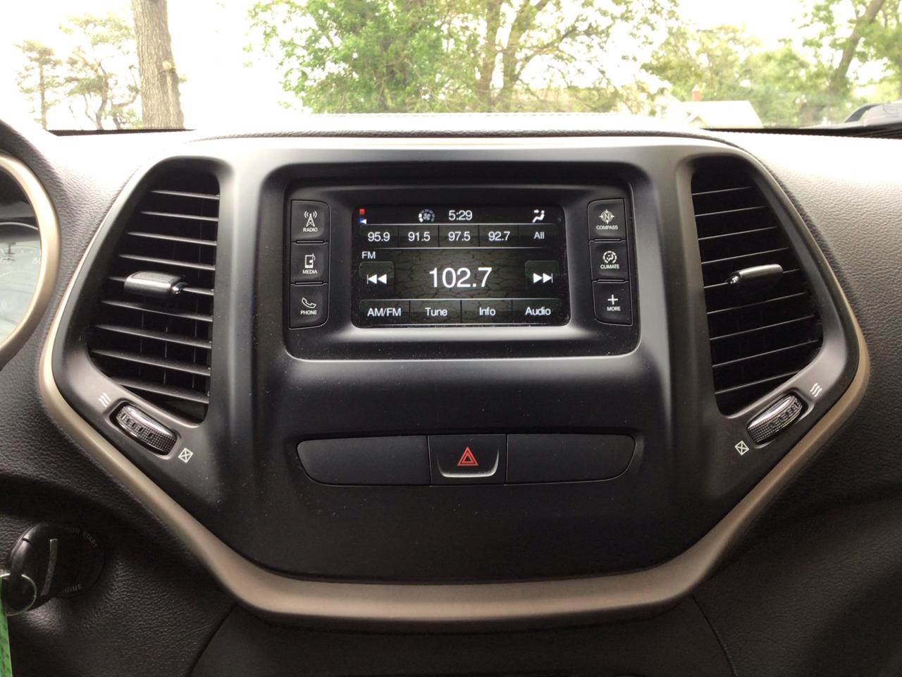 Jeep Cherokee 4WD 4dr Sport 2016